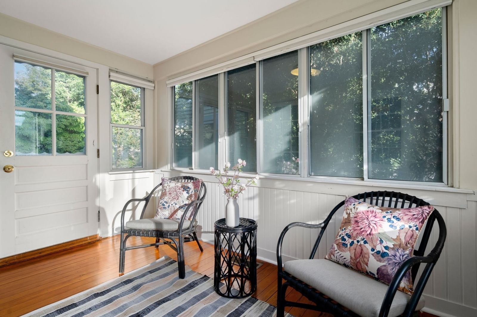 31 Rockmont Road Arlington — Photo 5 of 23