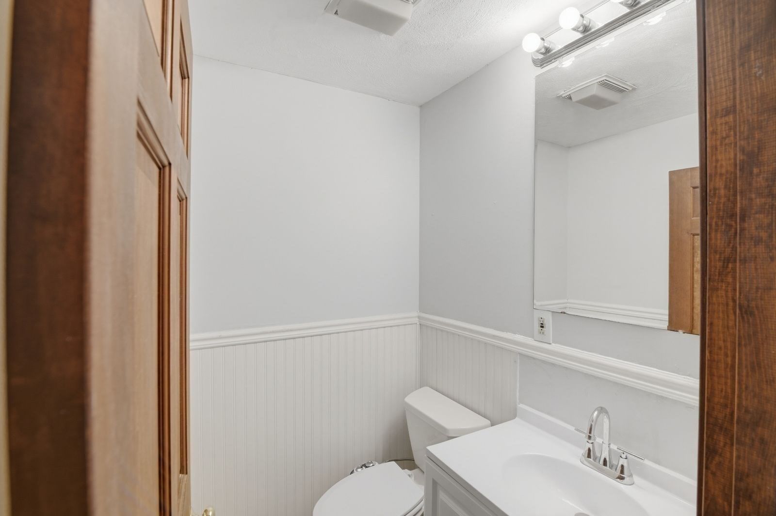 279 Farrington St #1 Quincy — Photo 17 of 37