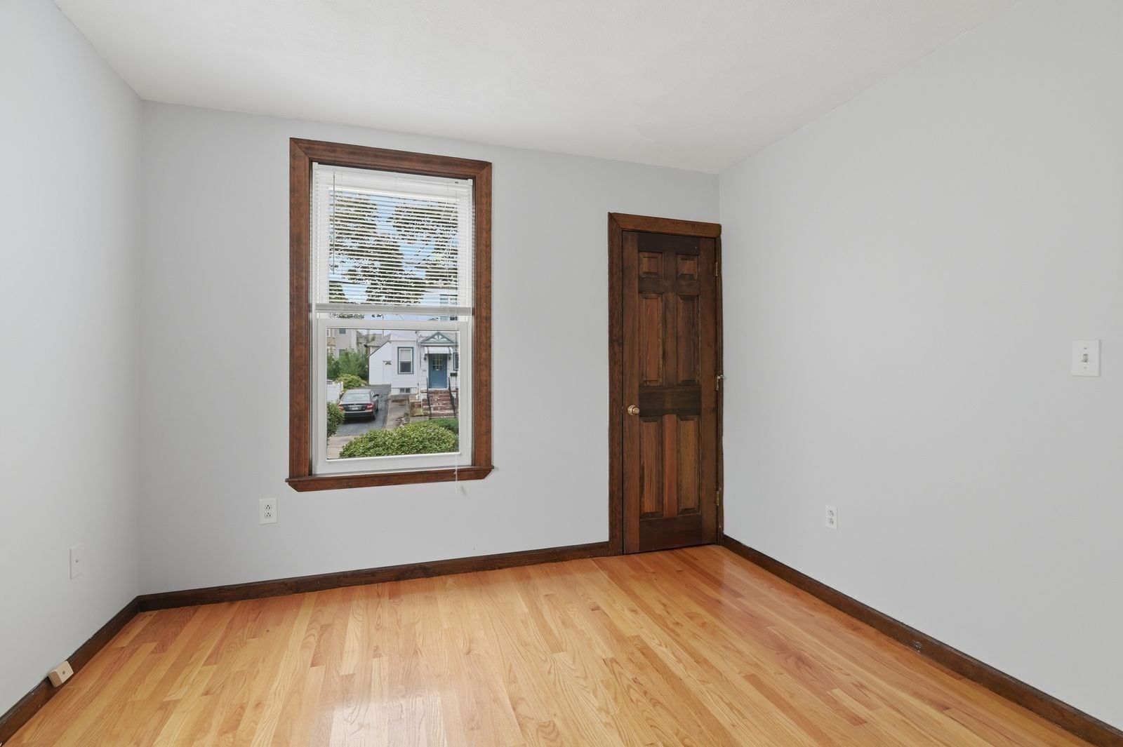 279 Farrington St #1 Quincy — Photo 19 of 37