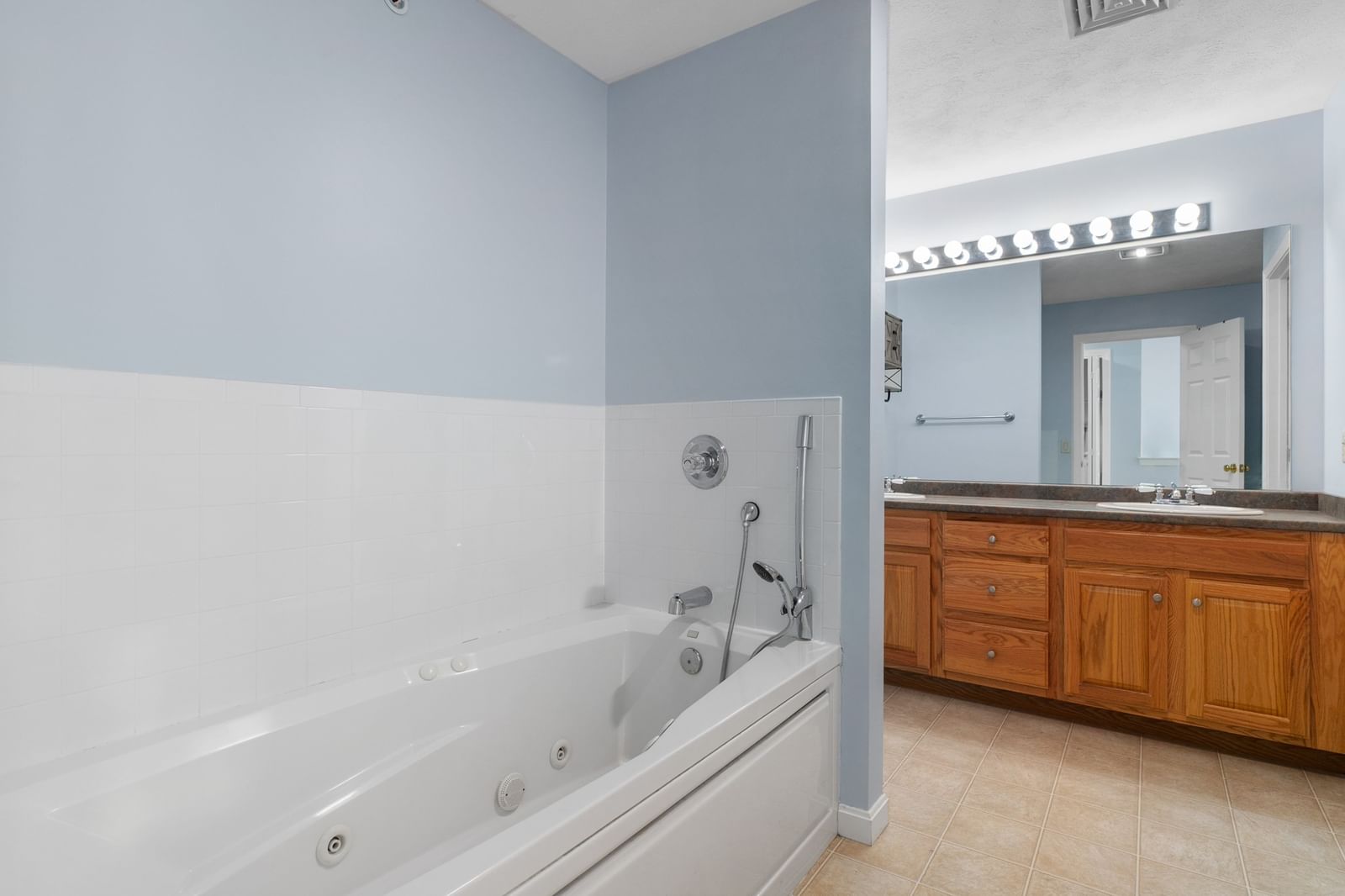 95 Green Briar Rd #95 Fitchburg — Photo 15 of 30