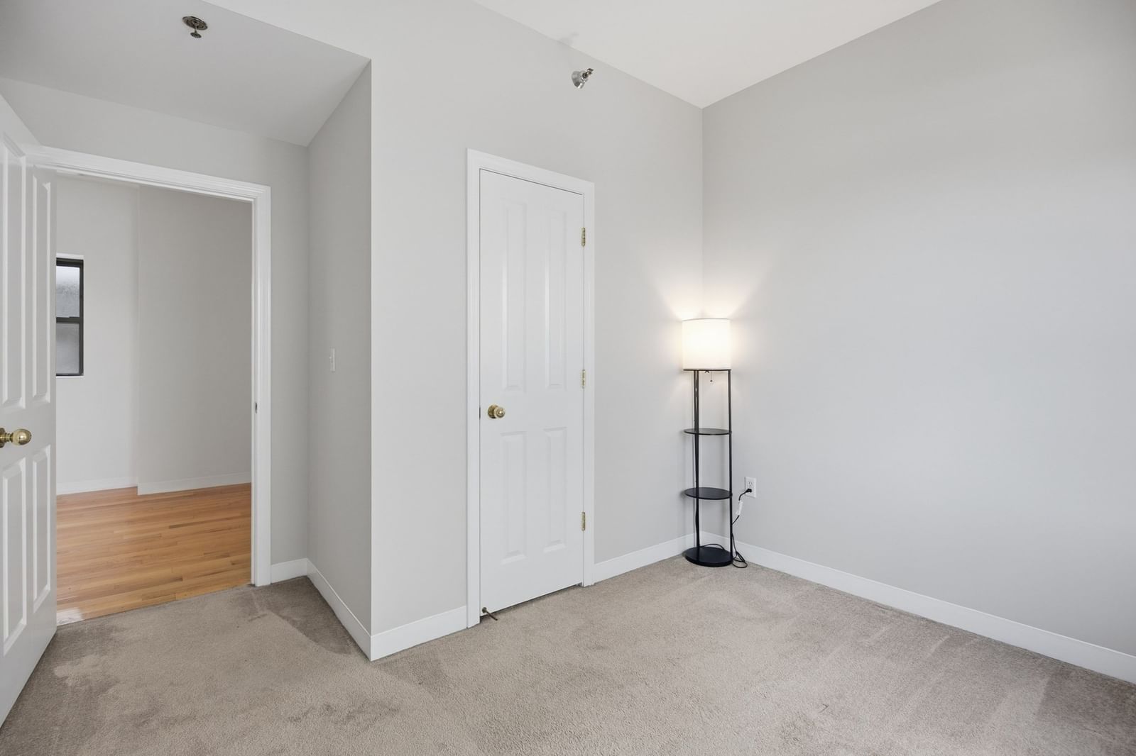 636 Beacon St #601 Boston — Photo 19 of 30