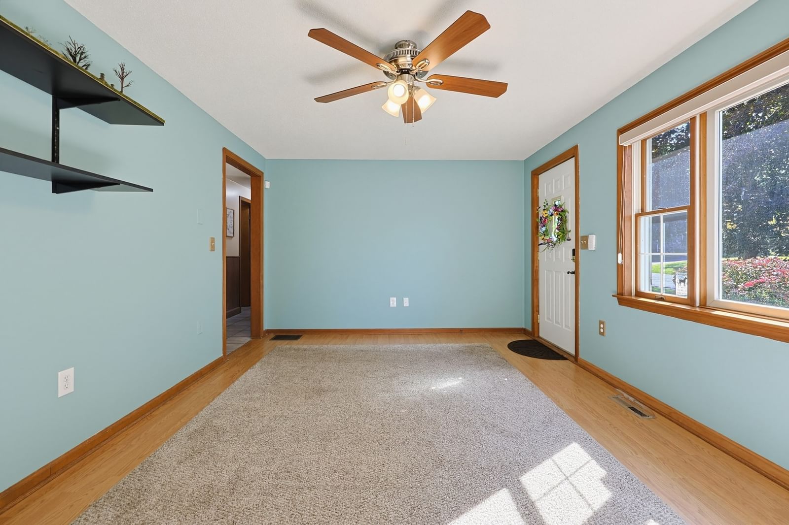 36 Butler St Ludlow — Photo 10 of 42