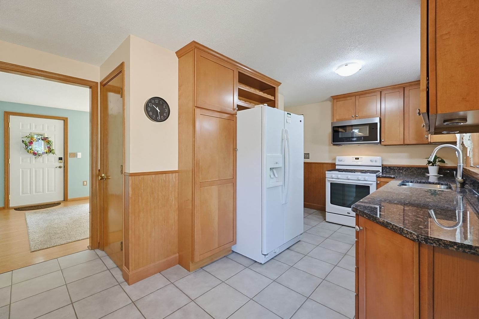 36 Butler St Ludlow — Photo 16 of 42