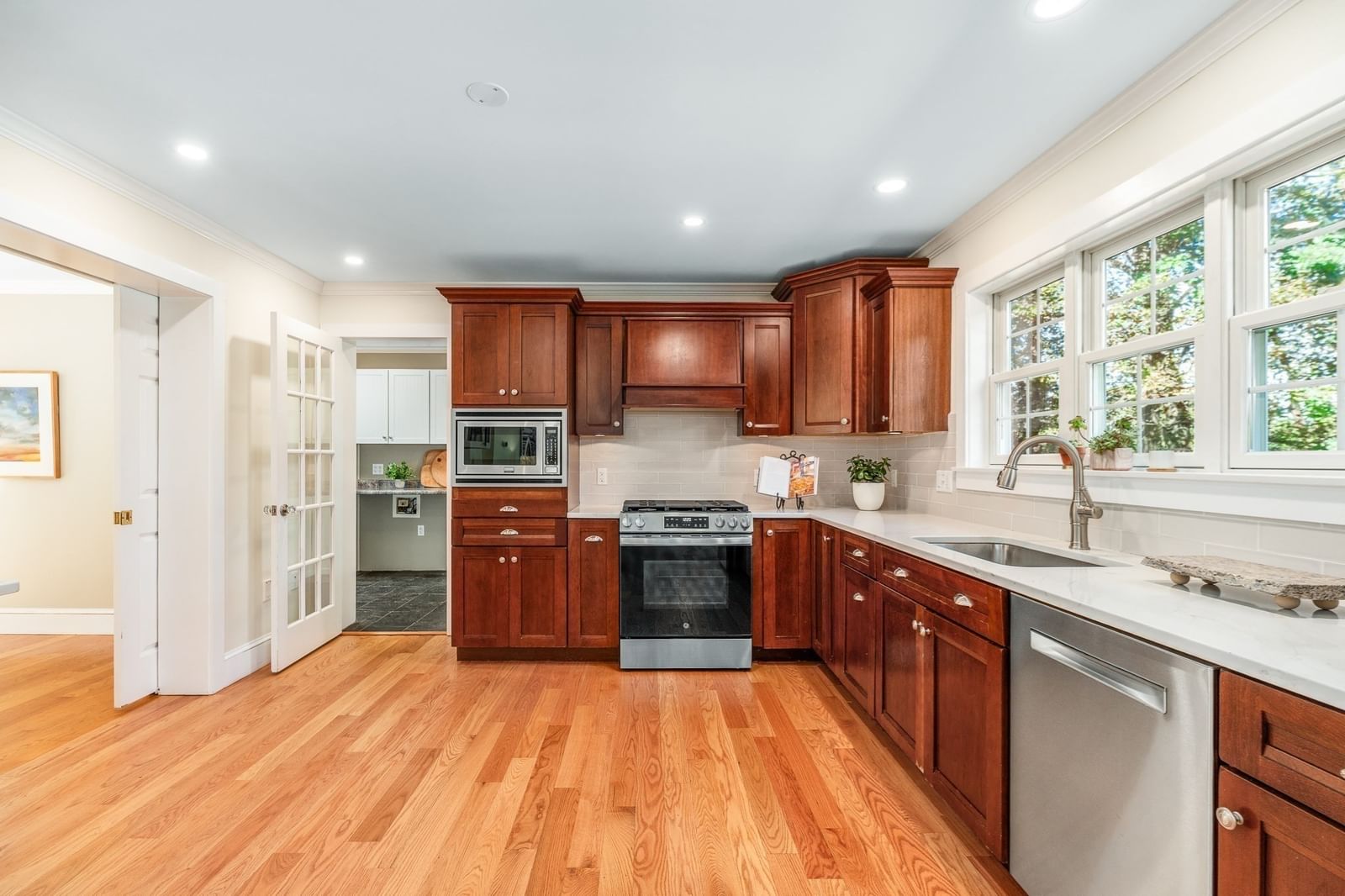 51 South St Rockport — Photo 9 of 42