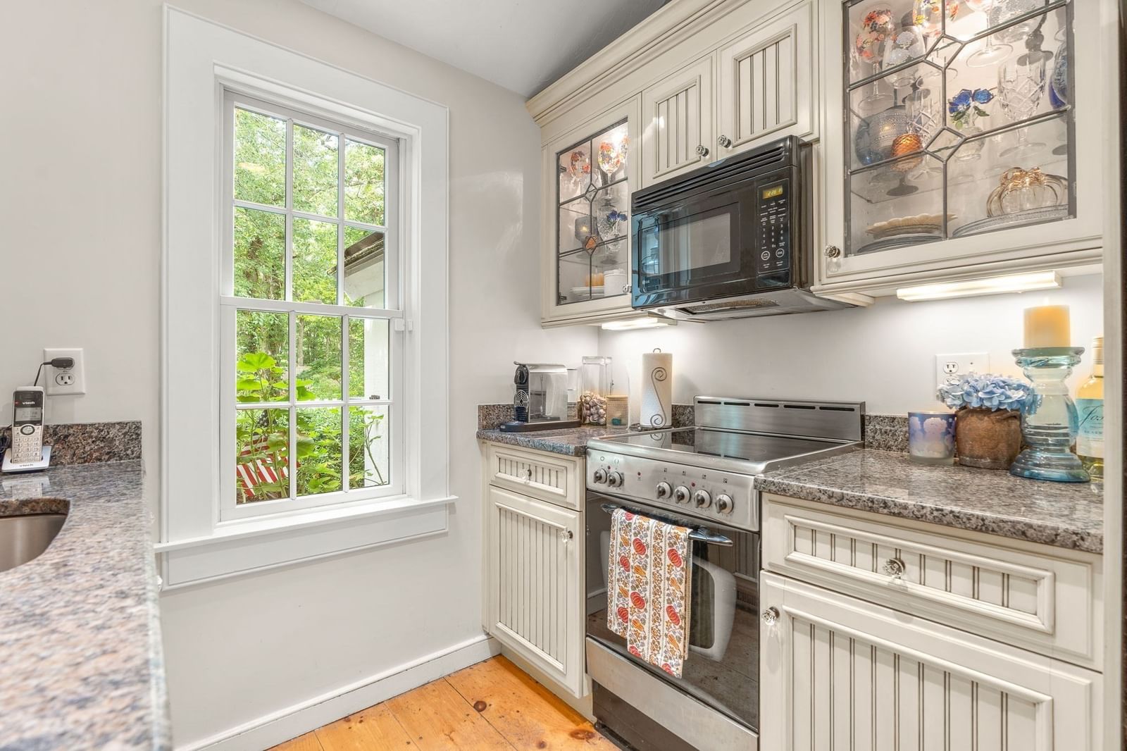 28 Flying Cloud Cr Mashpee — Photo 10 of 29
