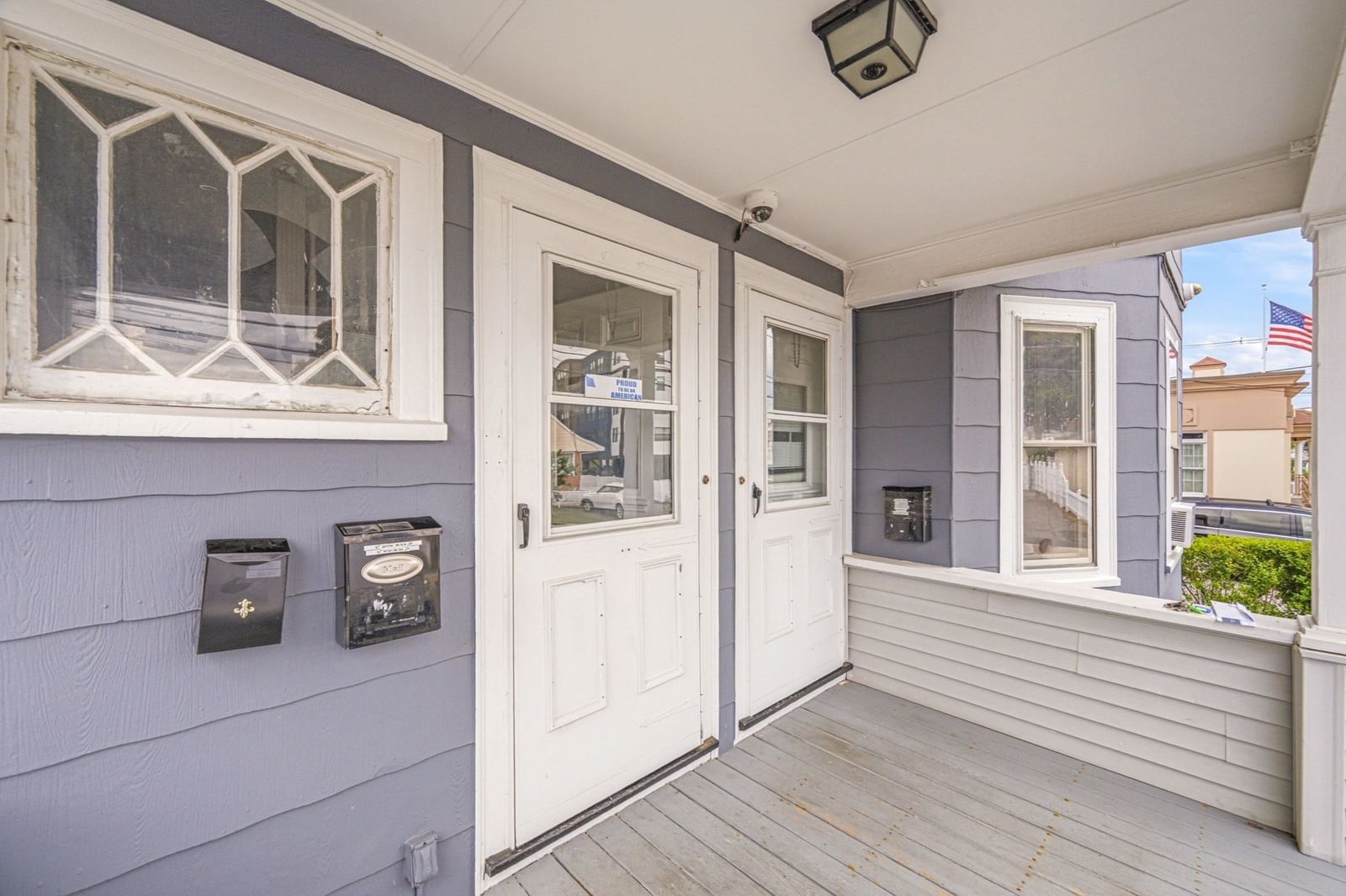 91 Pomona Street Revere — Photo 4 of 42