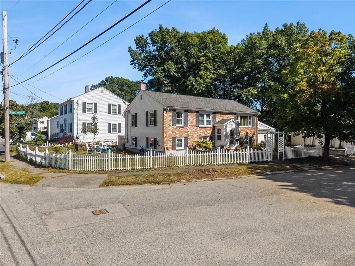 116 Running Brook Rd. Boston — Photo 4 of 42