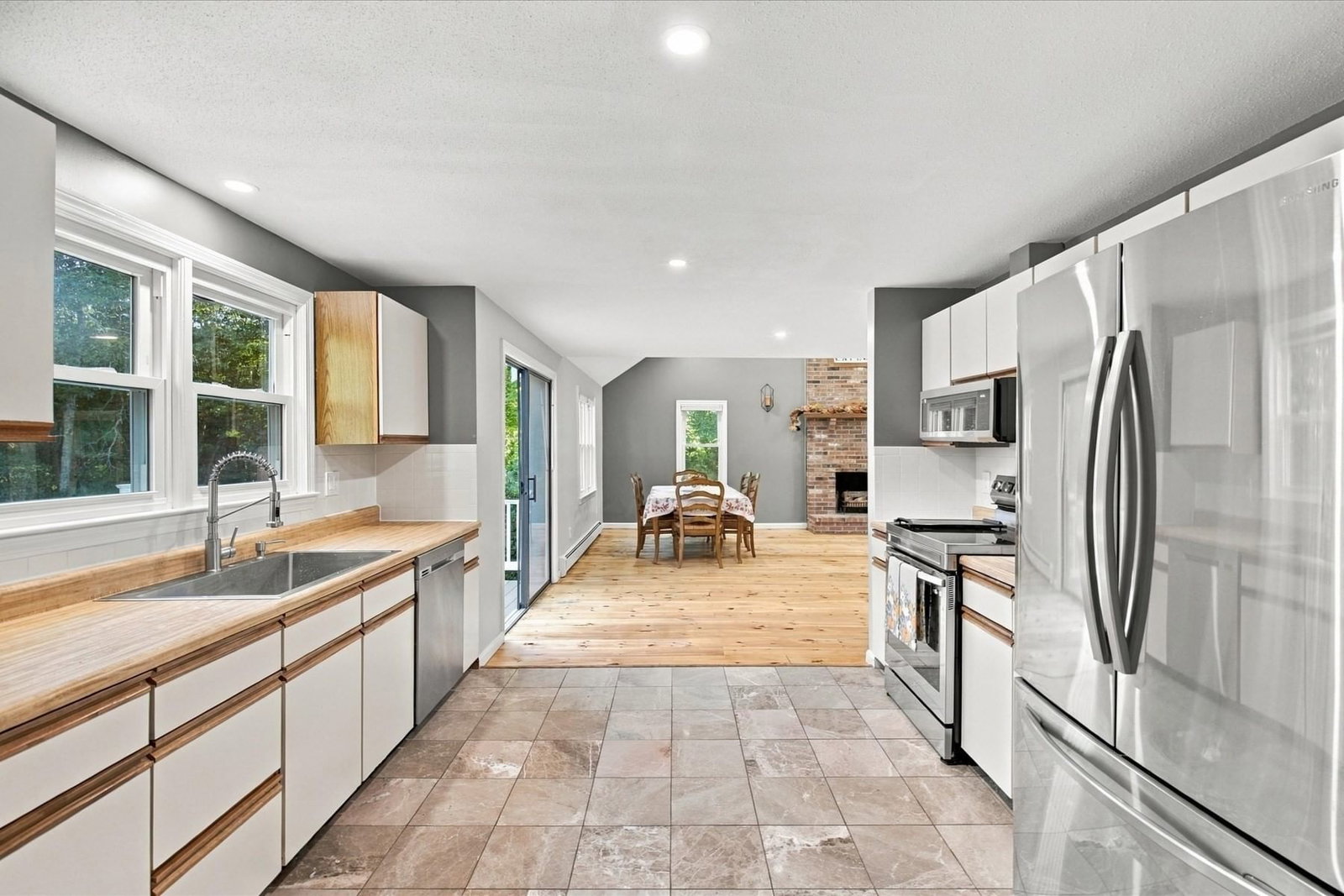 26 Spinnaker St Sandwich — Photo 4 of 31