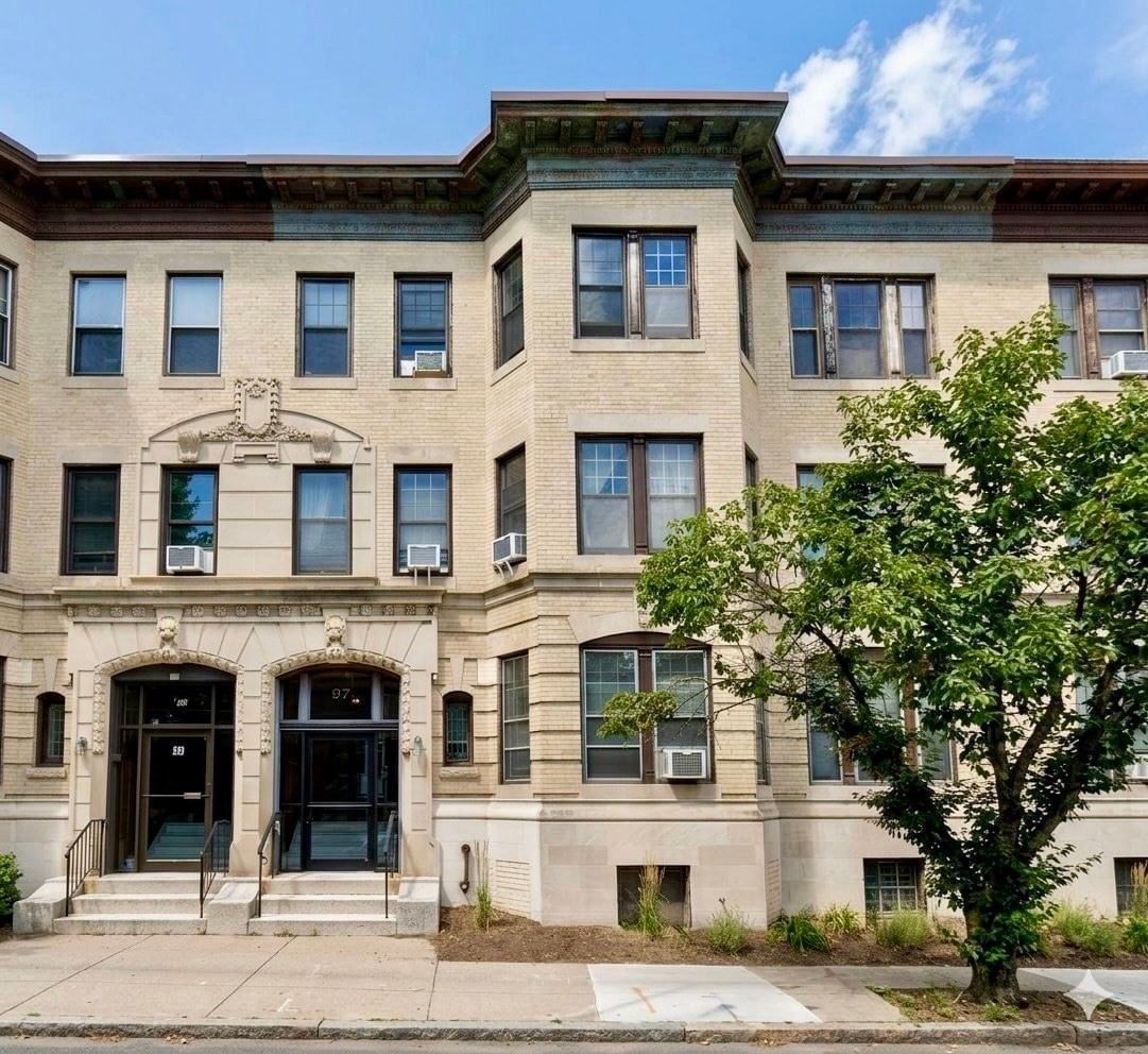 97 Marion Street #5 Brookline — Photo 9 of 11