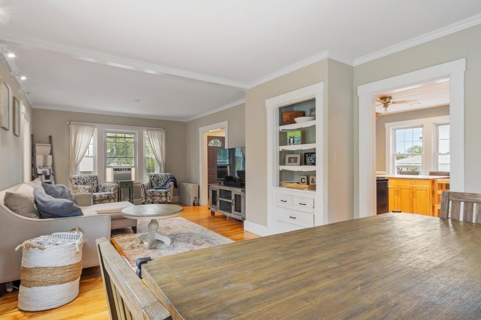 48 Walnut St Hudson — Photo 3 of 36
