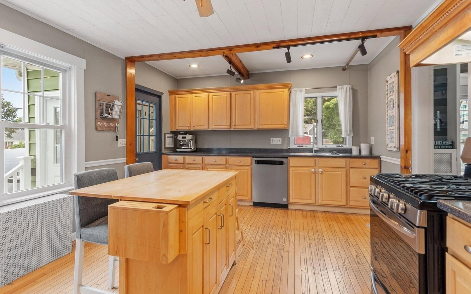 48 Walnut St Hudson — Photo 9 of 36