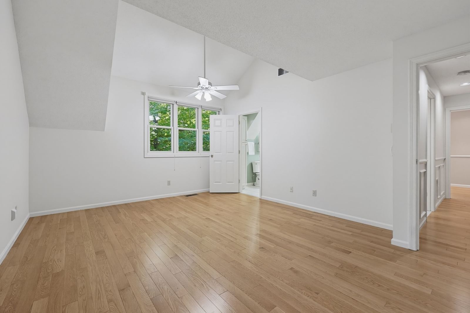 85 Hammond Pl #85 Woburn — Photo 29 of 35