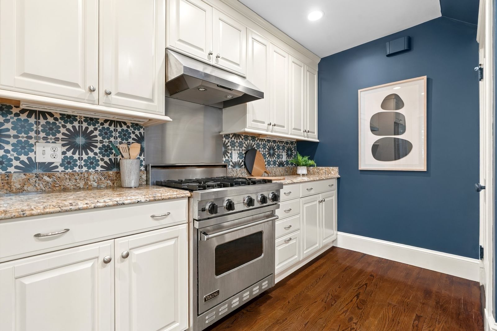 105 Walk Hill St #2 Boston — Photo 2 of 27