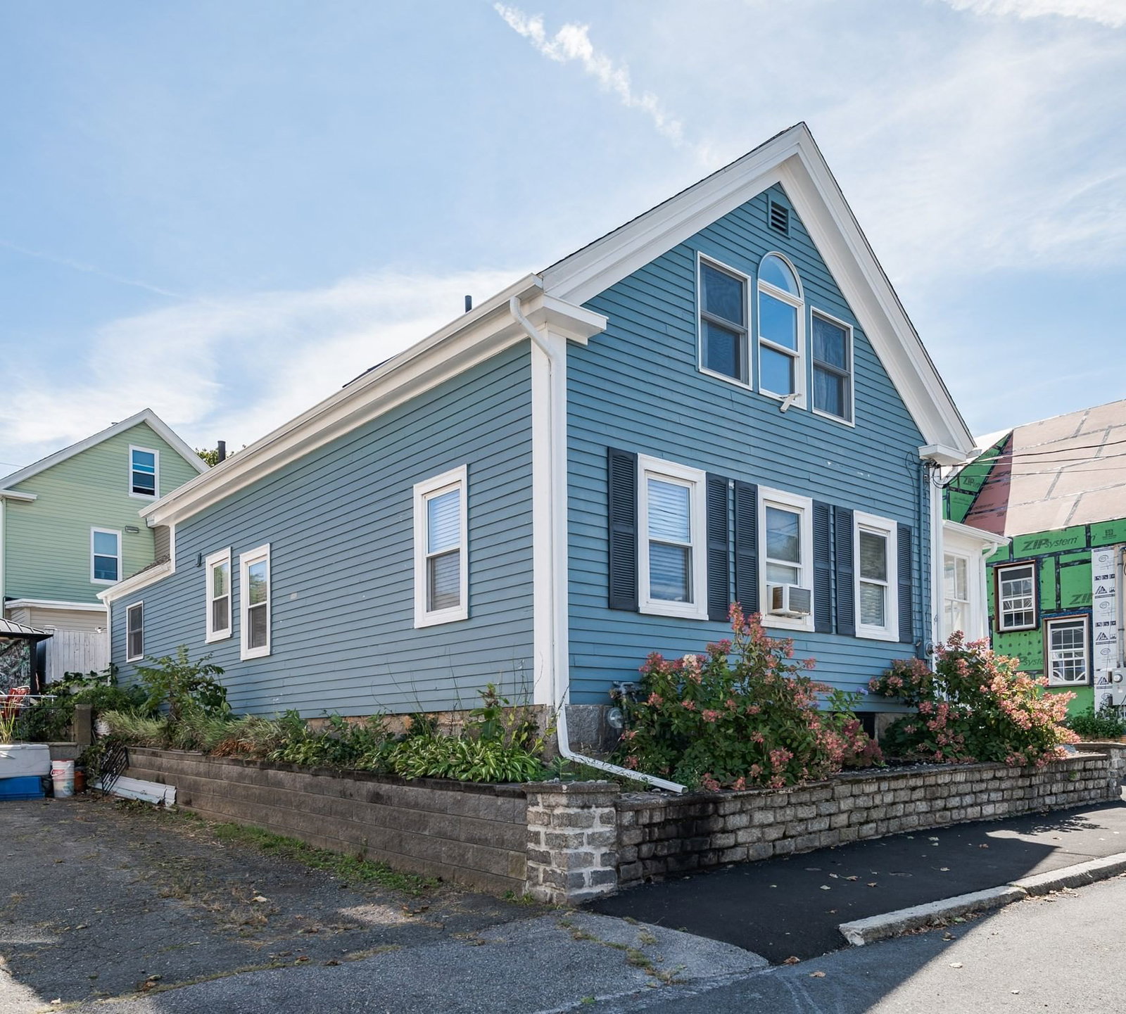 16 Albion St Salem — Photo 3 of 42