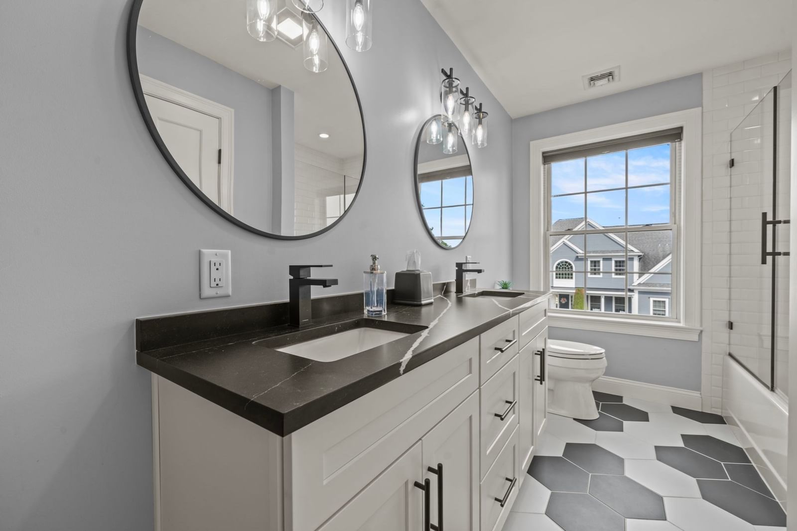 2 Oneil Way Saugus — Photo 18 of 41