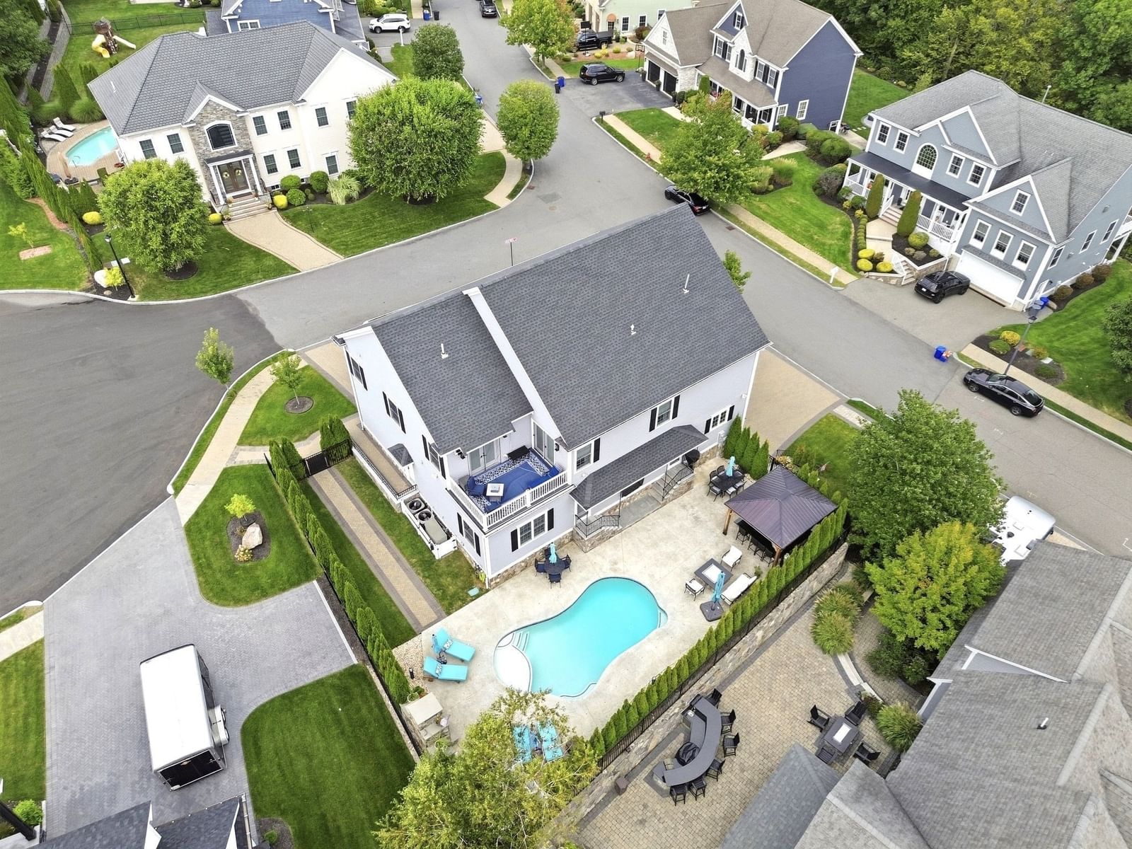 2 Oneil Way Saugus — Photo 40 of 41