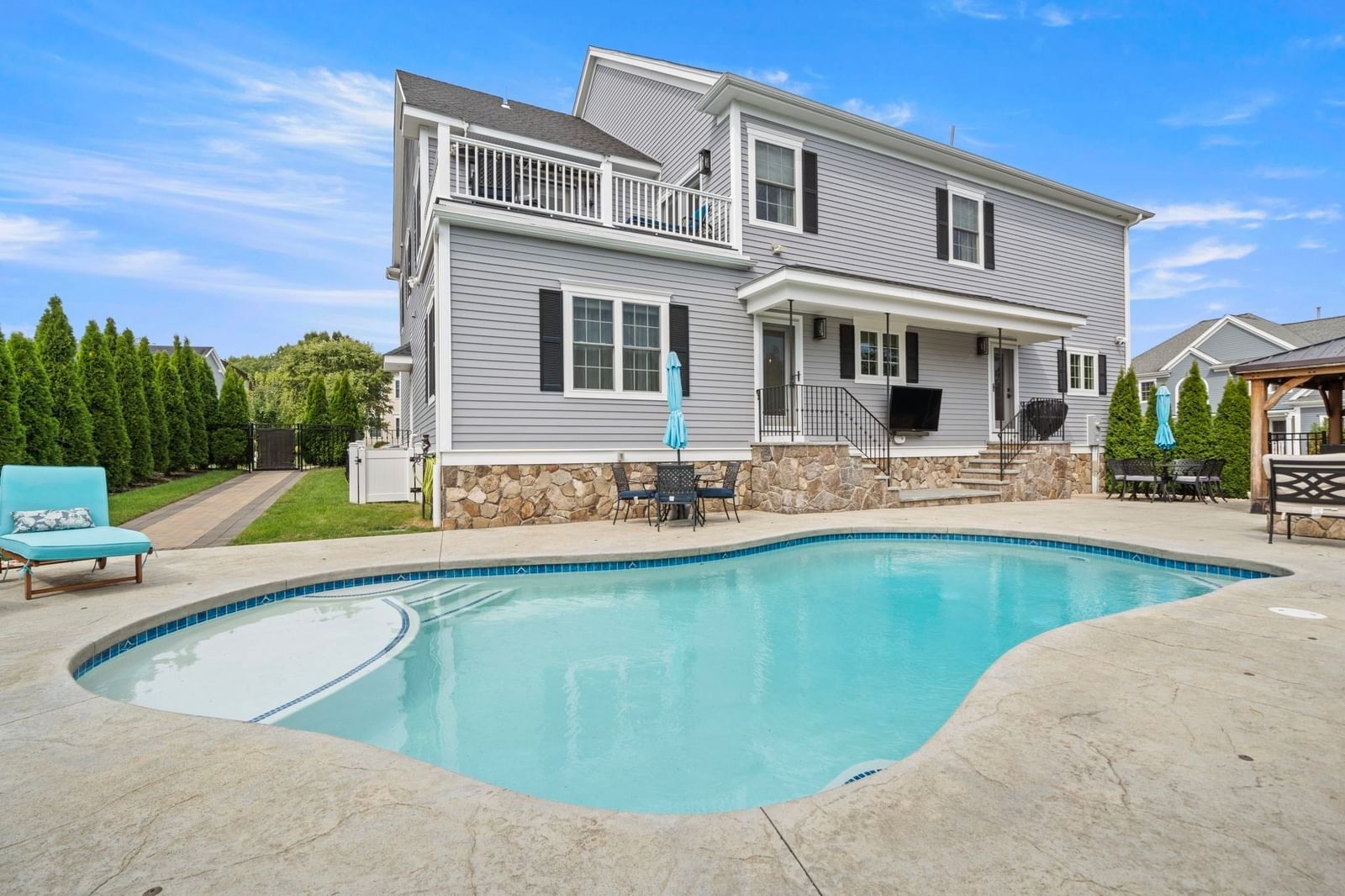 2 Oneil Way Saugus — Photo 41 of 41