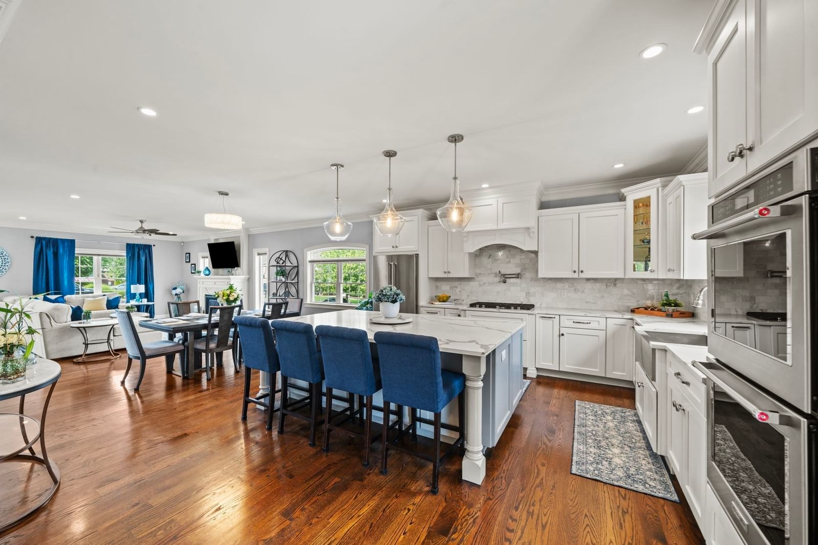 2 Oneil Way Saugus — Photo 7 of 41