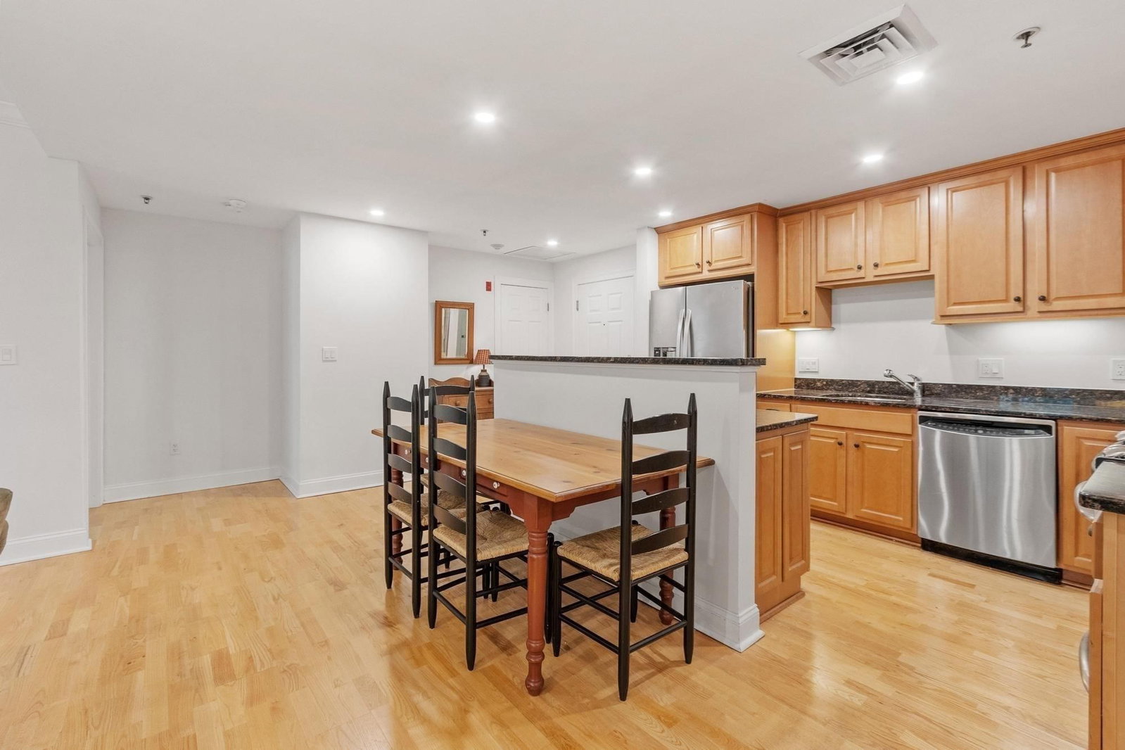 95 Conant St #214 Concord — Photo 6 of 39