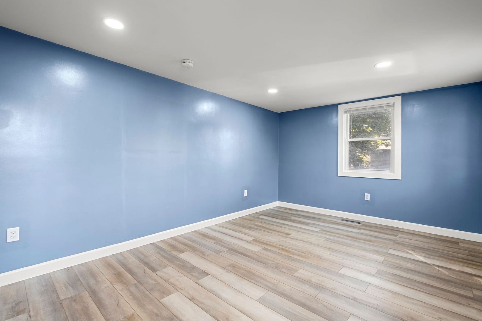 461 Bridge Street Weymouth — Photo 16 of 42