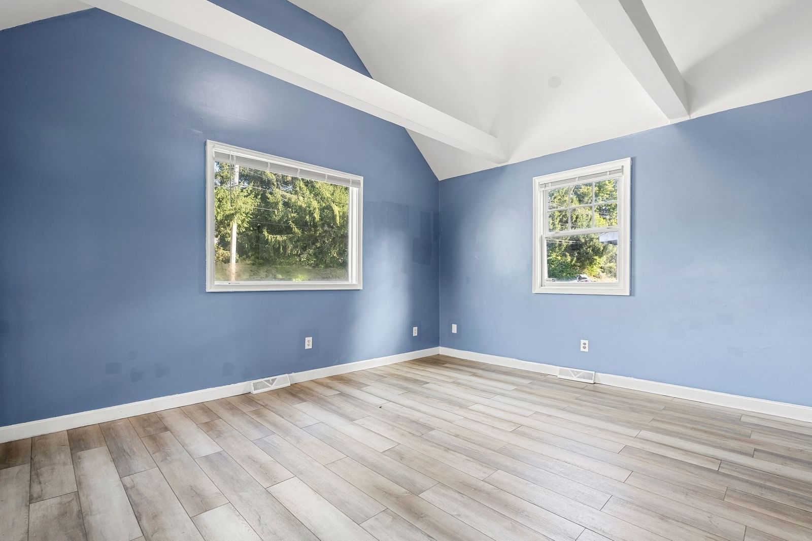 461 Bridge Street Weymouth — Photo 3 of 42
