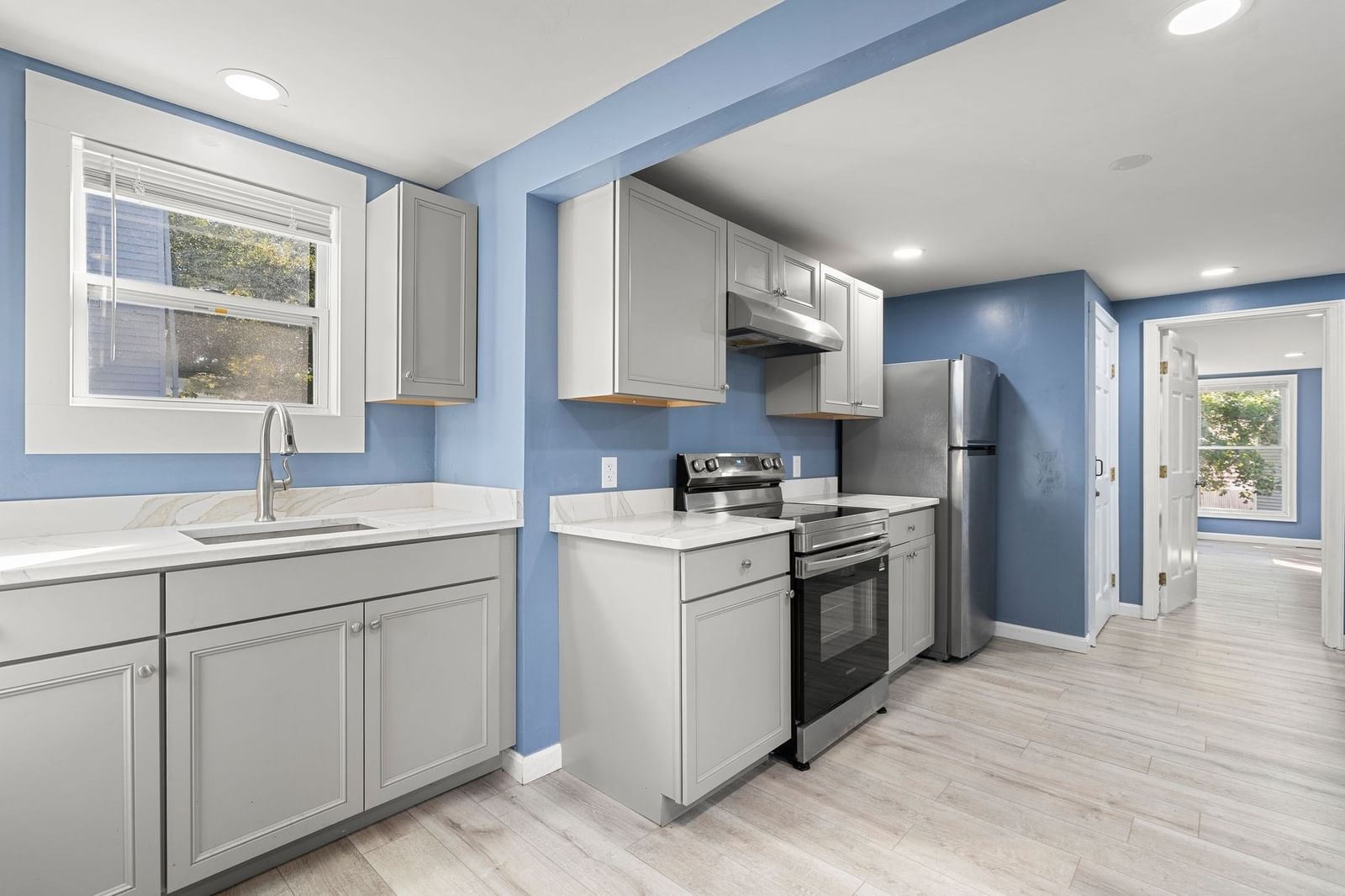 461 Bridge Street Weymouth — Photo 8 of 42