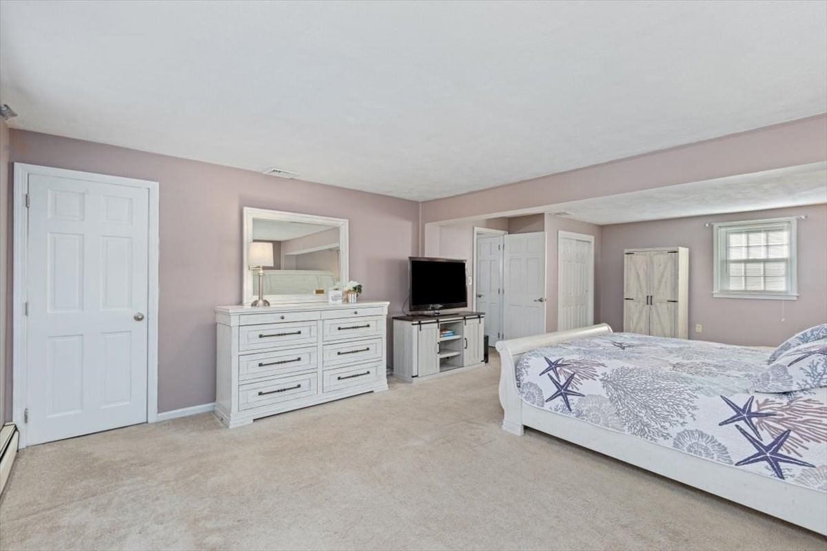 238 Beech St Tewksbury — Photo 23 of 38