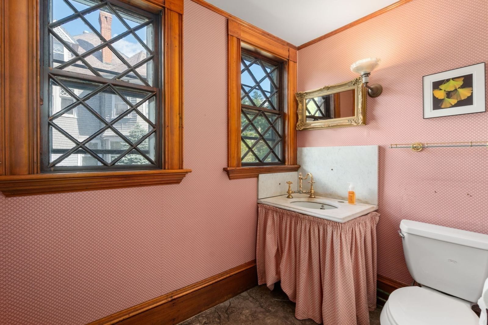 367 Otis St Newton — Photo 12 of 32