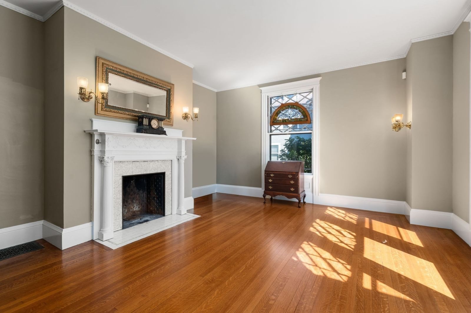 367 Otis St Newton — Photo 14 of 32