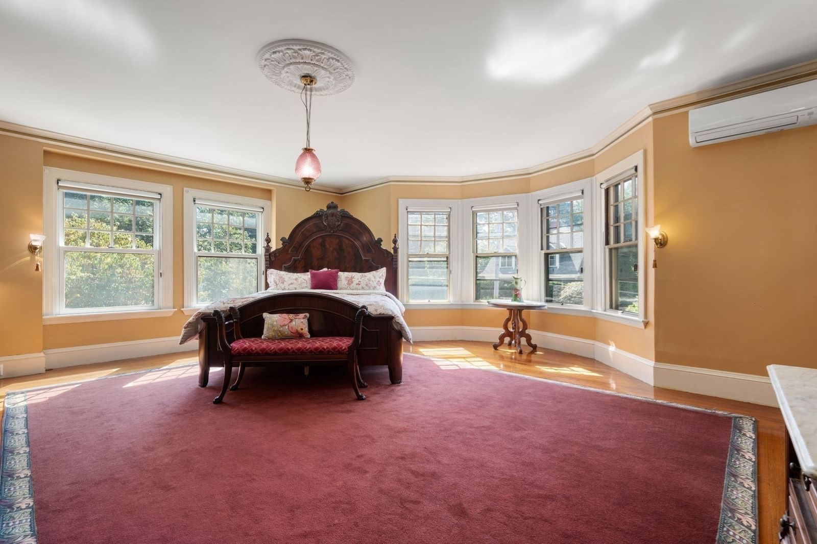 367 Otis St Newton — Photo 16 of 32