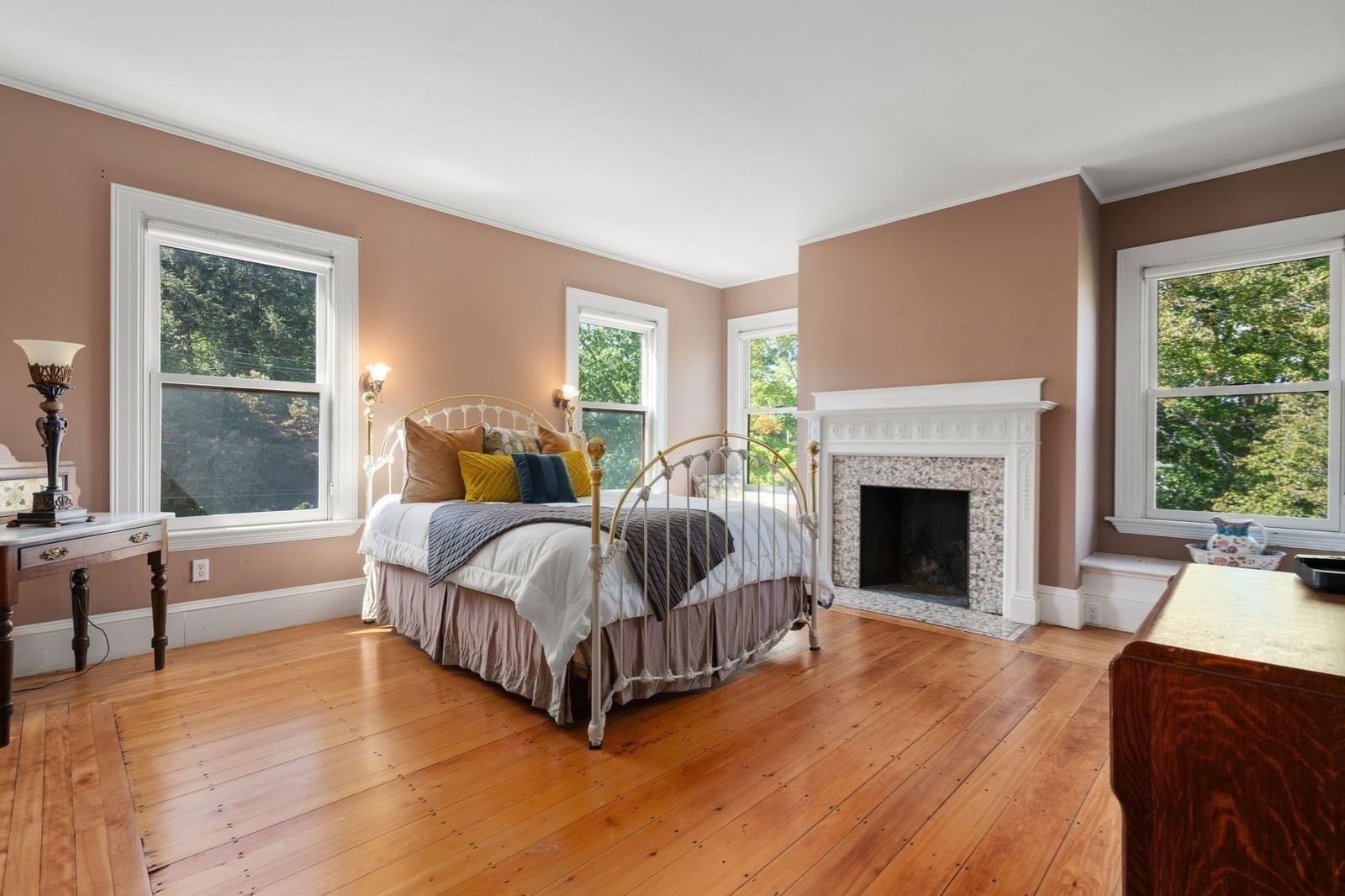 367 Otis St Newton — Photo 20 of 32