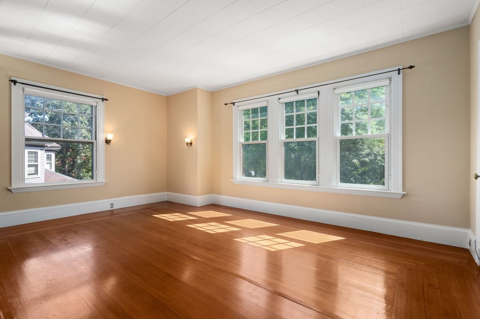 367 Otis St Newton — Photo 21 of 32
