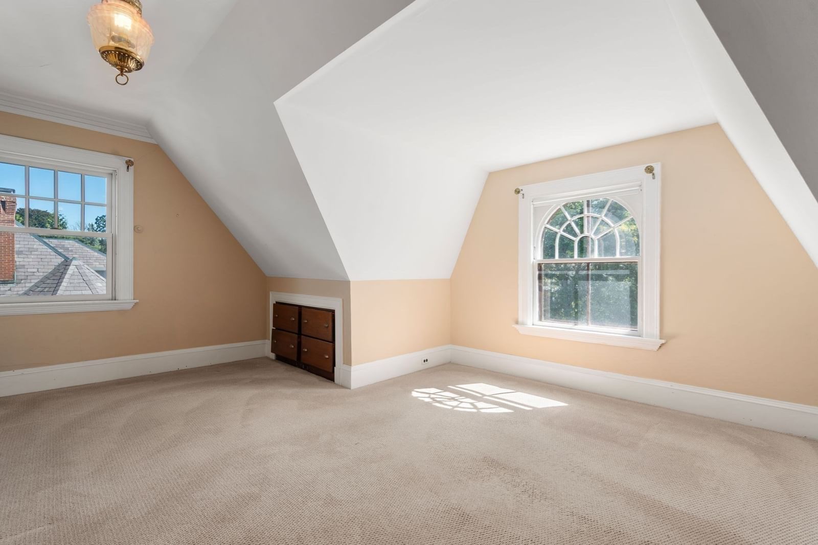367 Otis St Newton — Photo 25 of 32