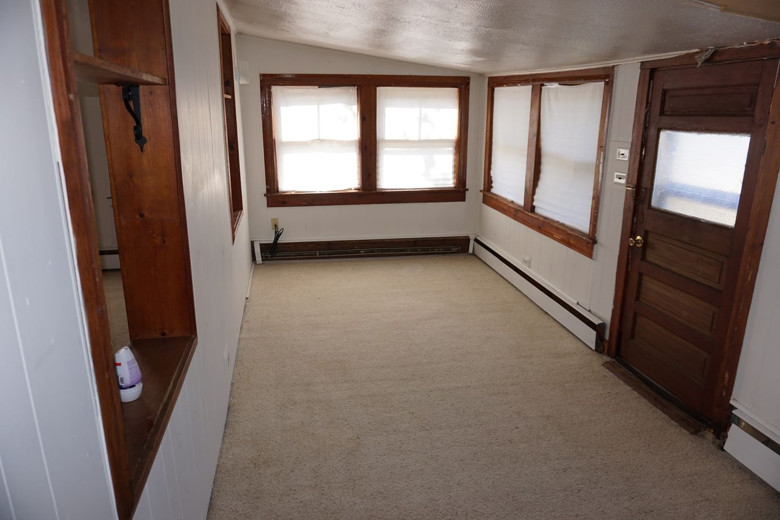 59 Lake View Ave West Brookfield — Photo 8 of 17