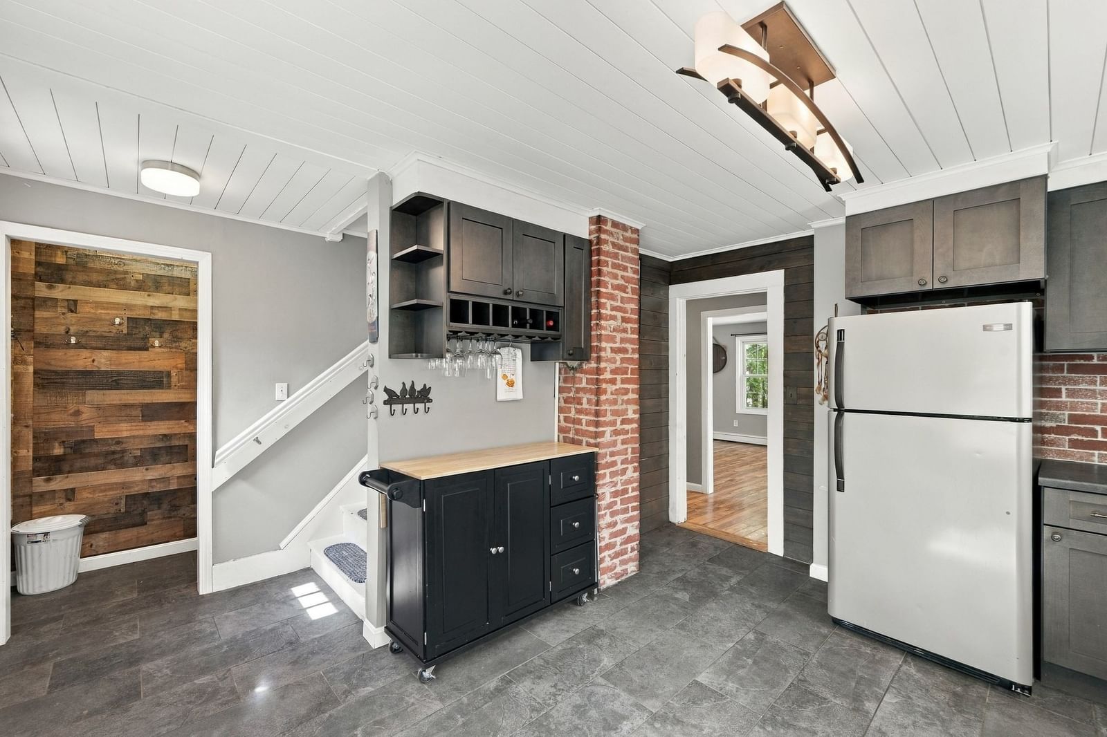 30 Alton Ave Haverhill — Photo 21 of 40