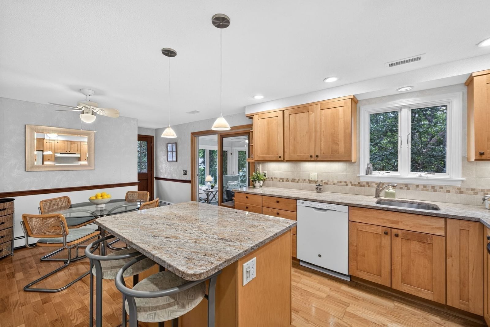 39 Lakewood Drive Harwich — Photo 10 of 32