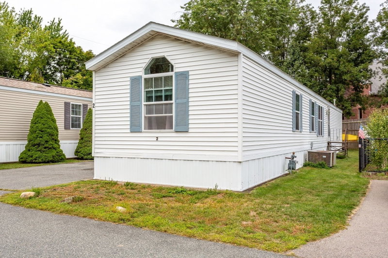 27 Smith St Unit 2