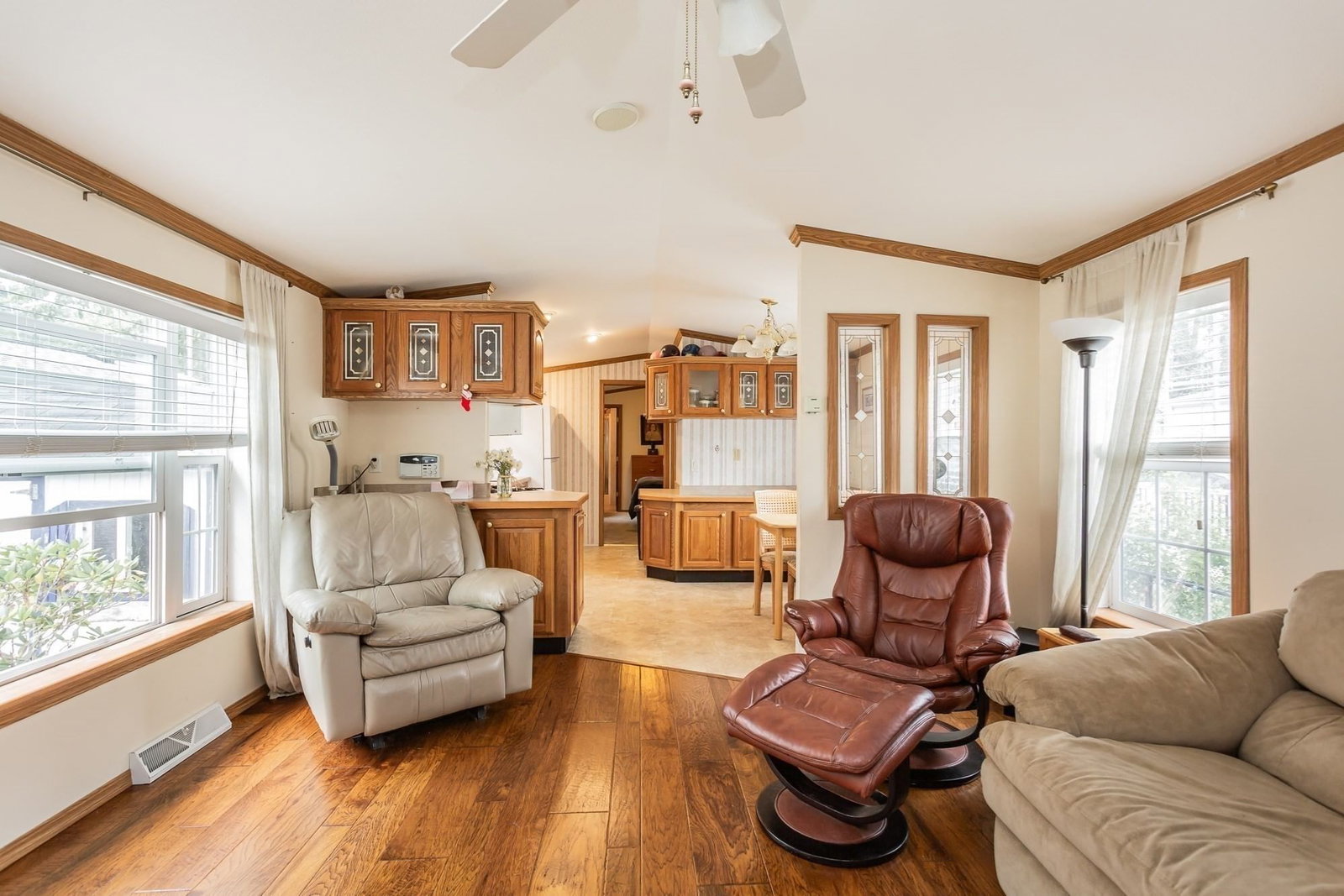 27 Smith St #2 Norton — Photo 5 of 21
