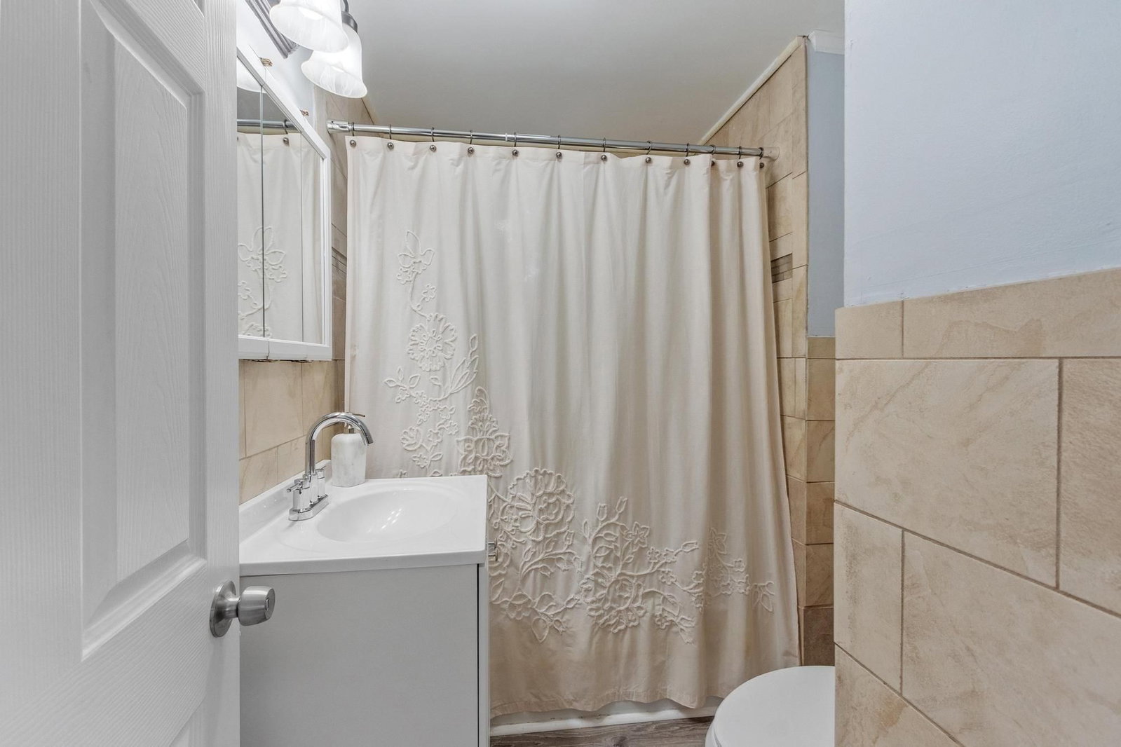 255 Greenwood St Gardner — Photo 16 of 33