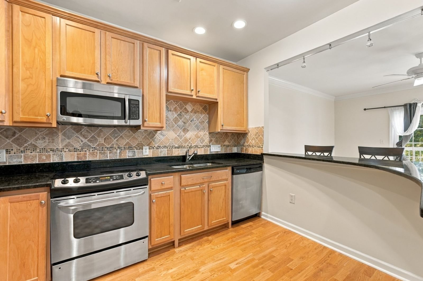 132 Clocktower Dr #203 Waltham — Photo 3 of 24