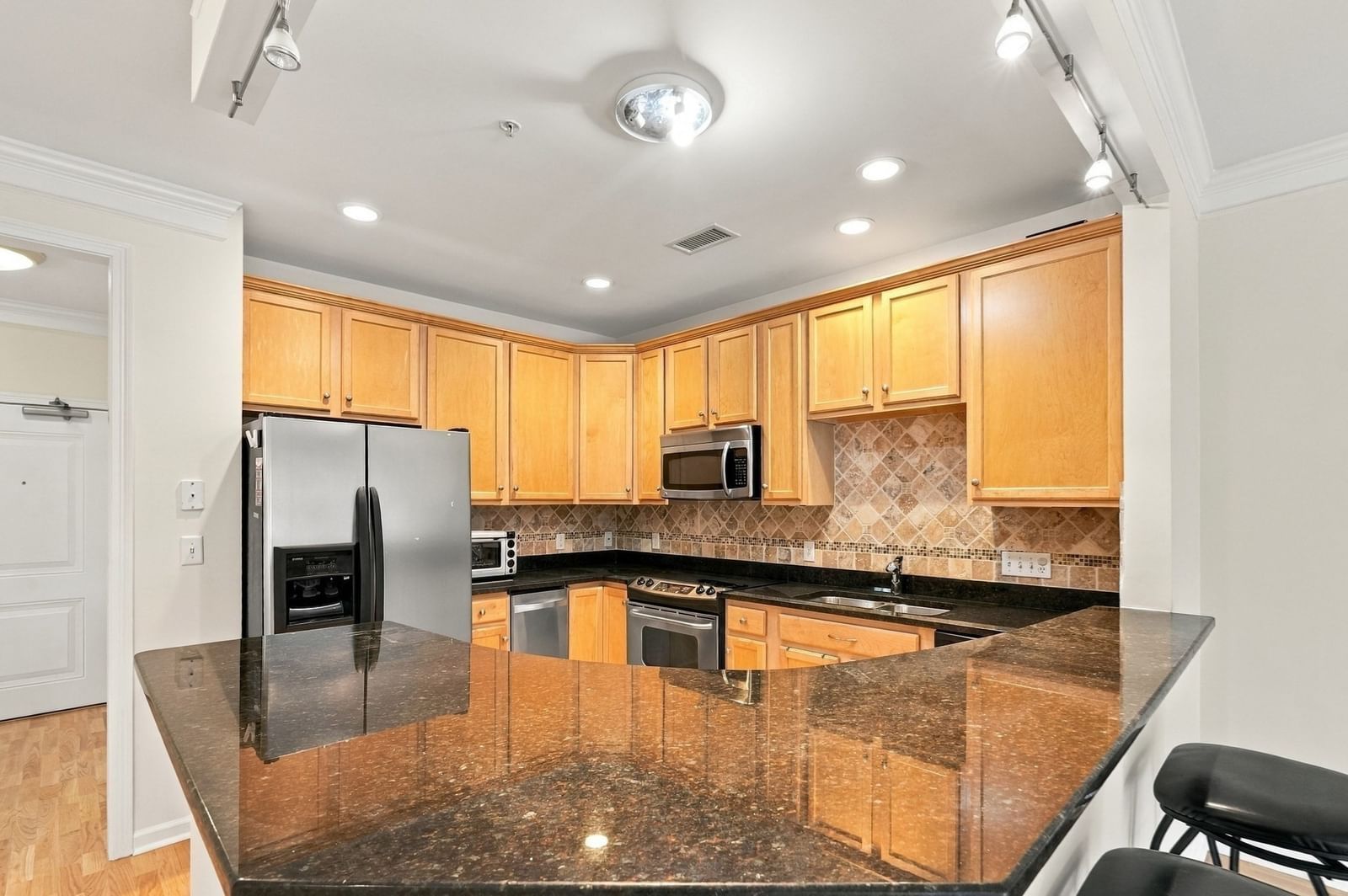 132 Clocktower Dr #203 Waltham — Photo 4 of 24