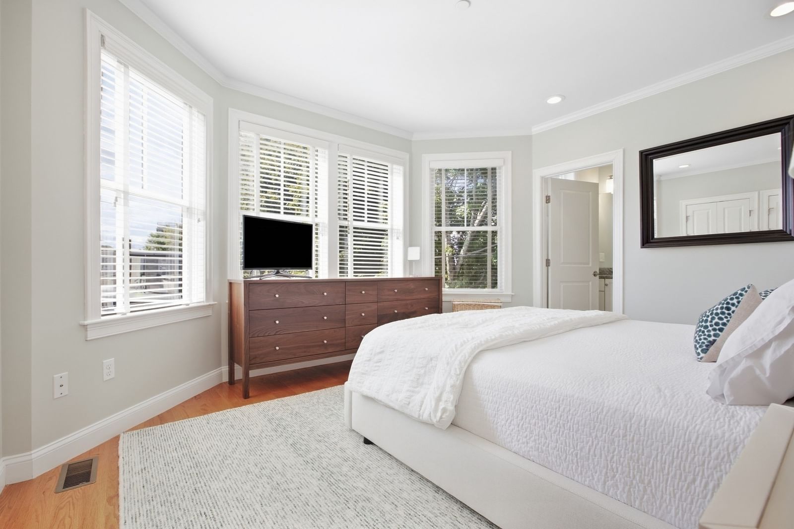 11 Woods Place Boston — Photo 15 of 35