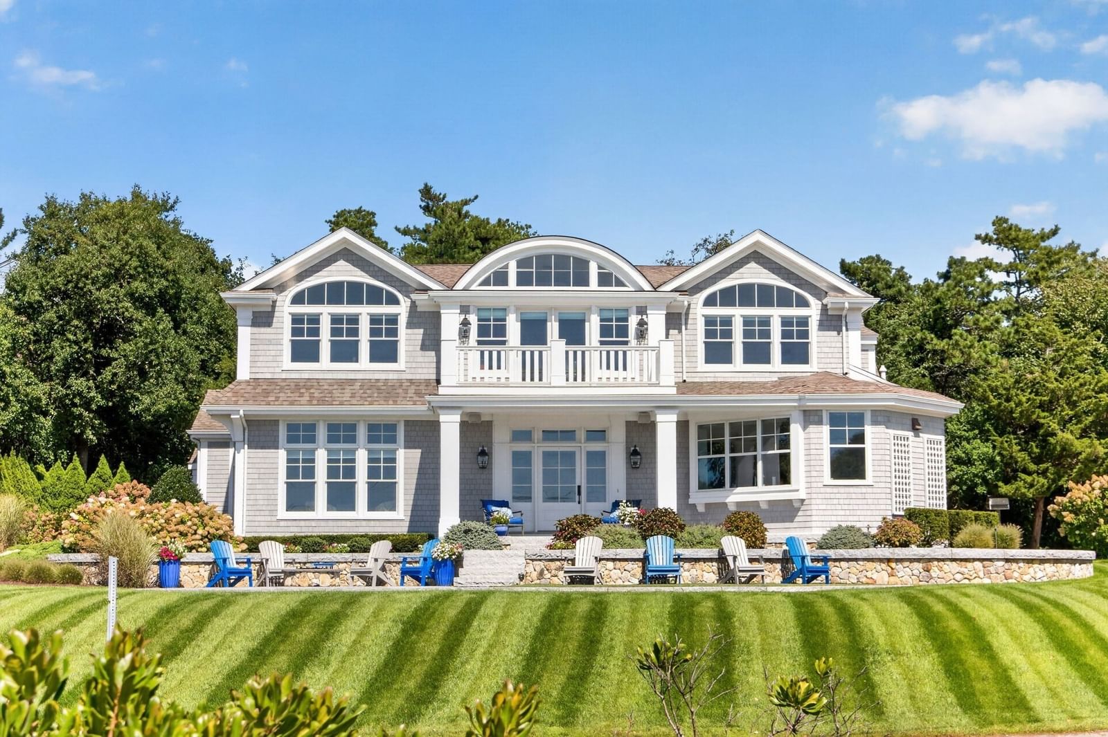 Property at 12 Pond St, Chatham, MA 02633
