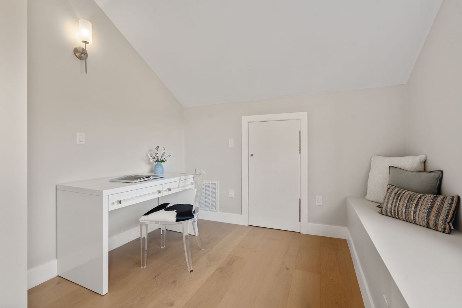 8 Irene Rd Bedford — Photo 15 of 23