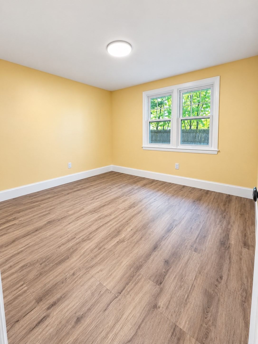 118 Deanna Rd Brockton — Photo 16 of 21