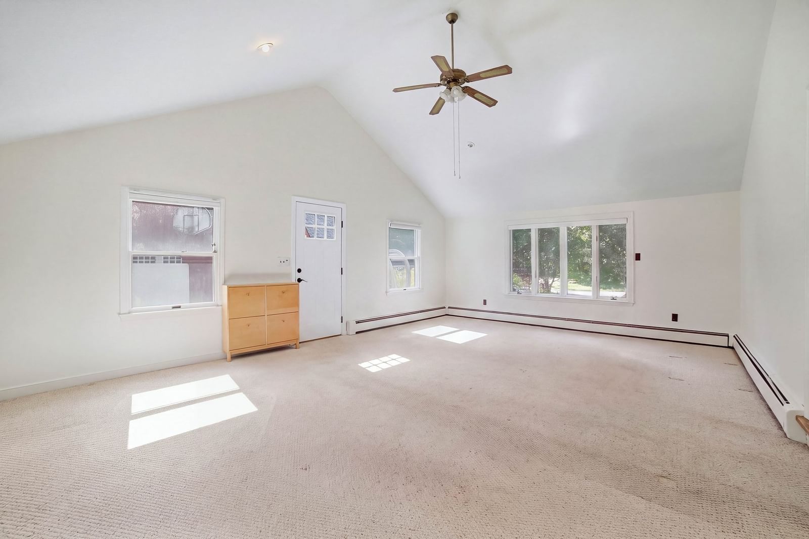 407 Stow Rd Boxborough — Photo 16 of 42