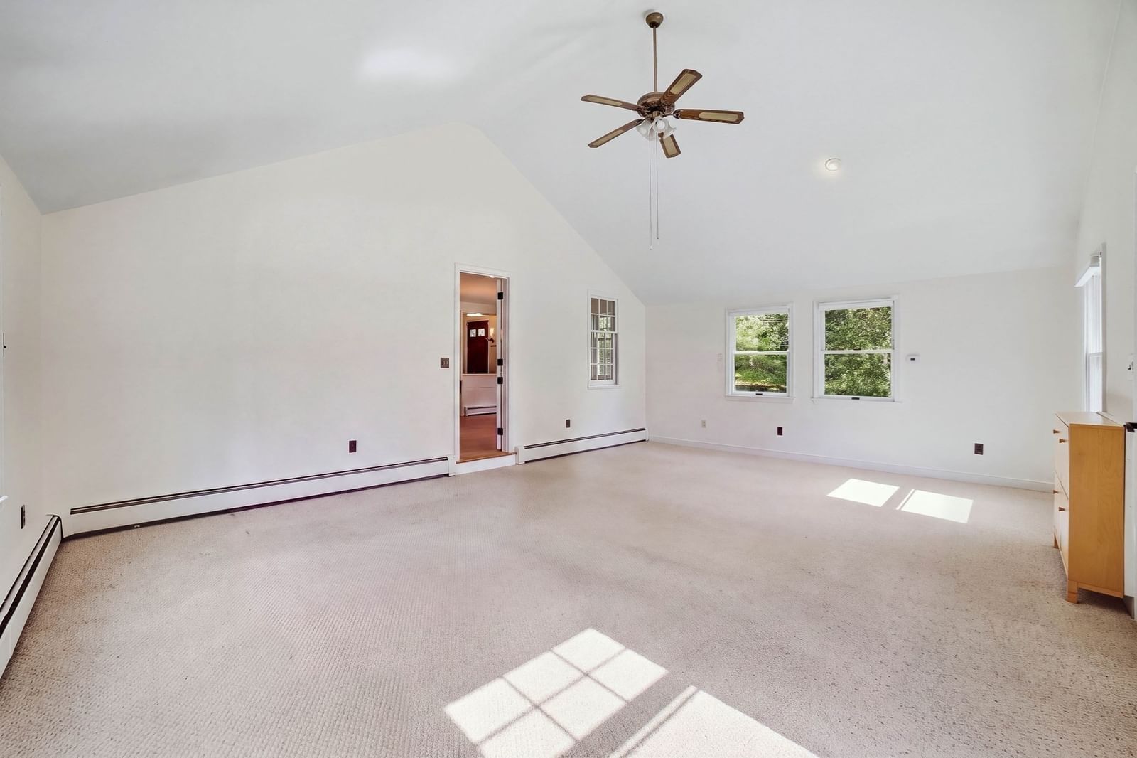 407 Stow Rd Boxborough — Photo 18 of 42