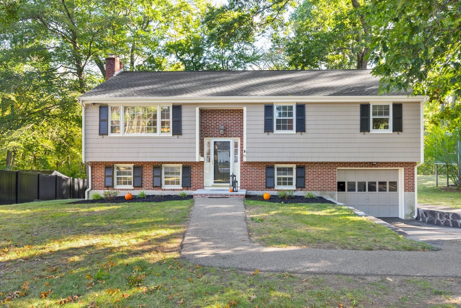 45 Johanna Drive Reading — Photo 1 of 40