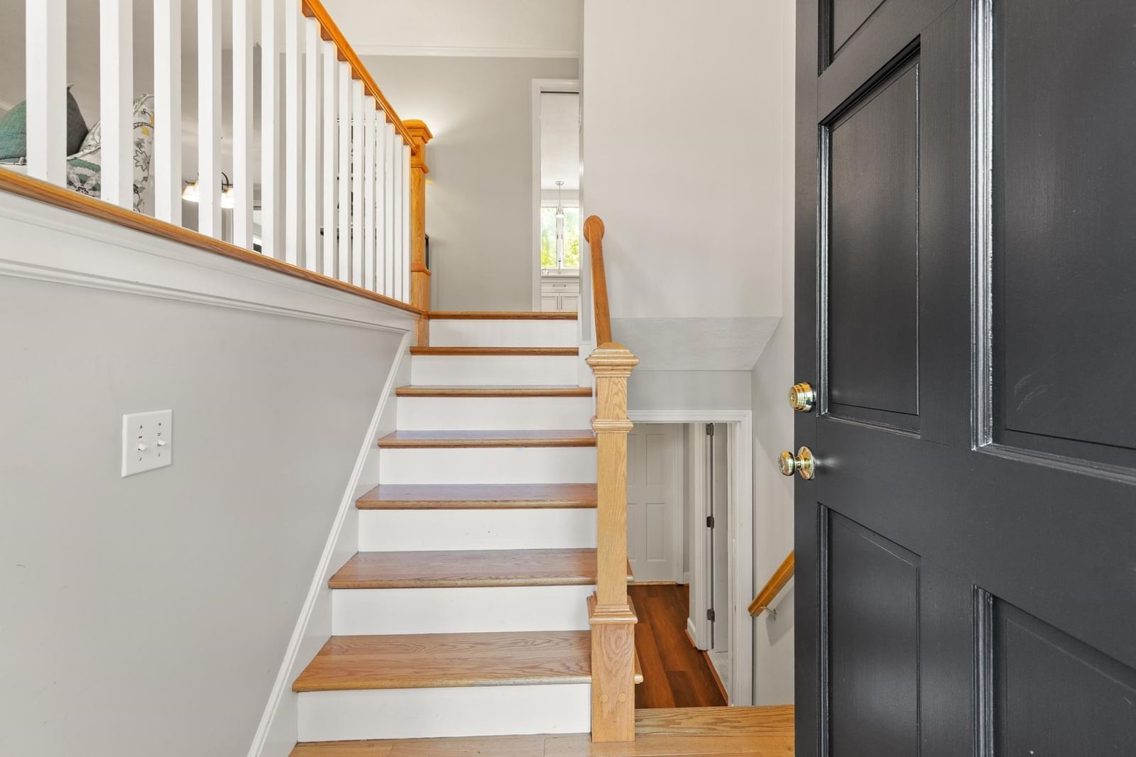 45 Johanna Drive Reading — Photo 4 of 40