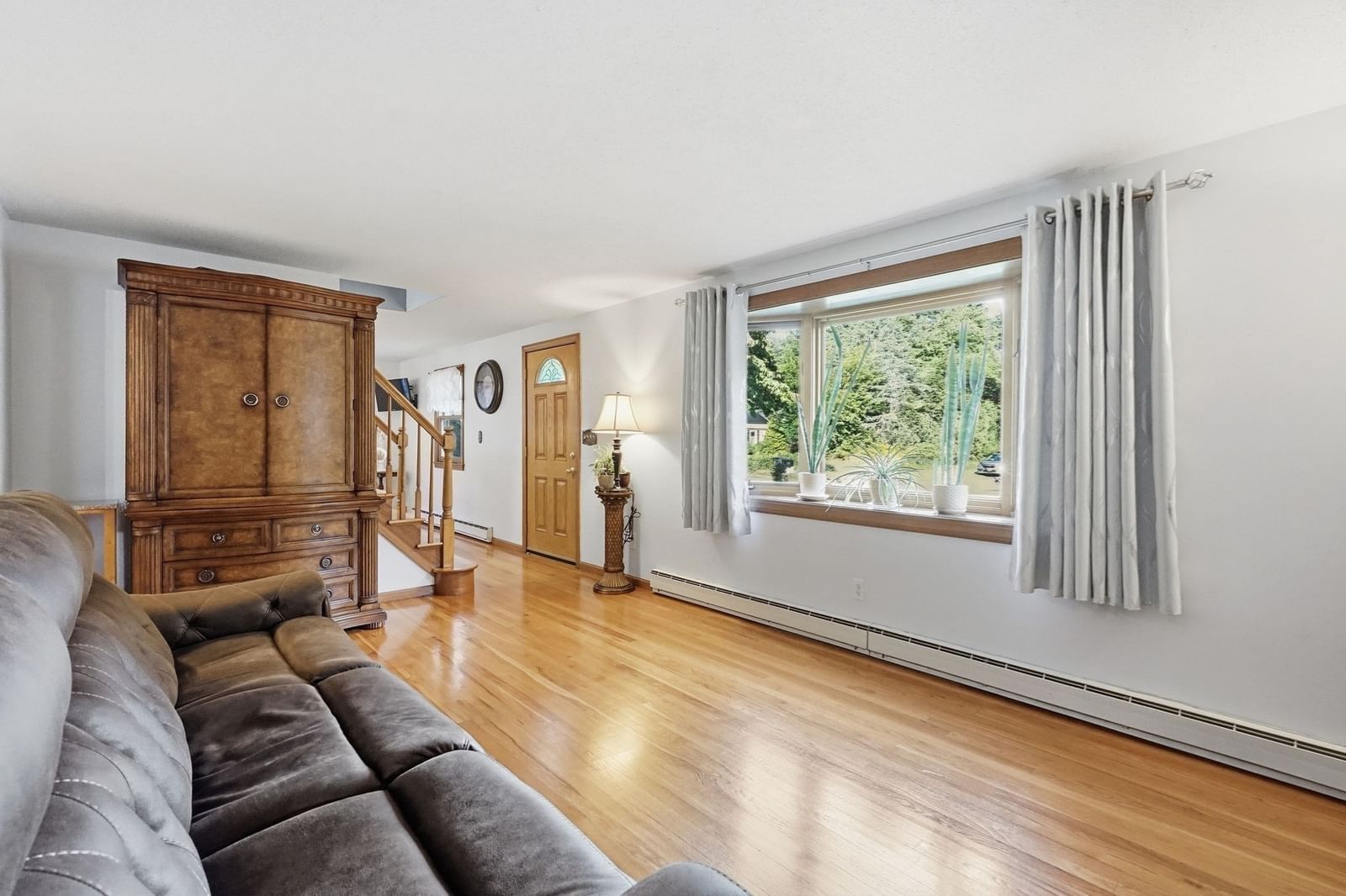 46 Country Rd Agawam — Photo 14 of 42